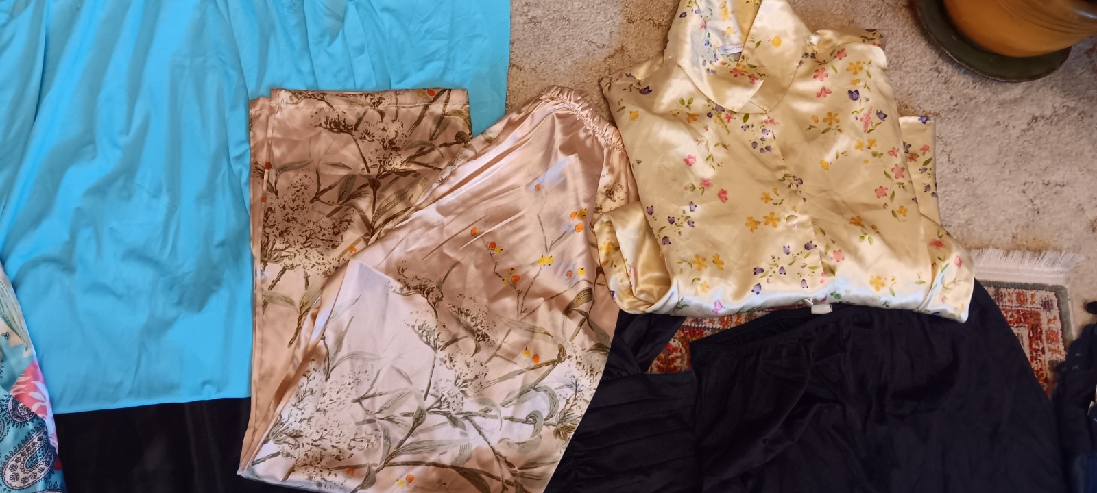 Large Lingerie Lot Some Vintage Various Sizes Brands 21 Pieces