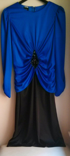 Vintage Blue and Black Jersey with black sequin applique 80″s dress Made in USA