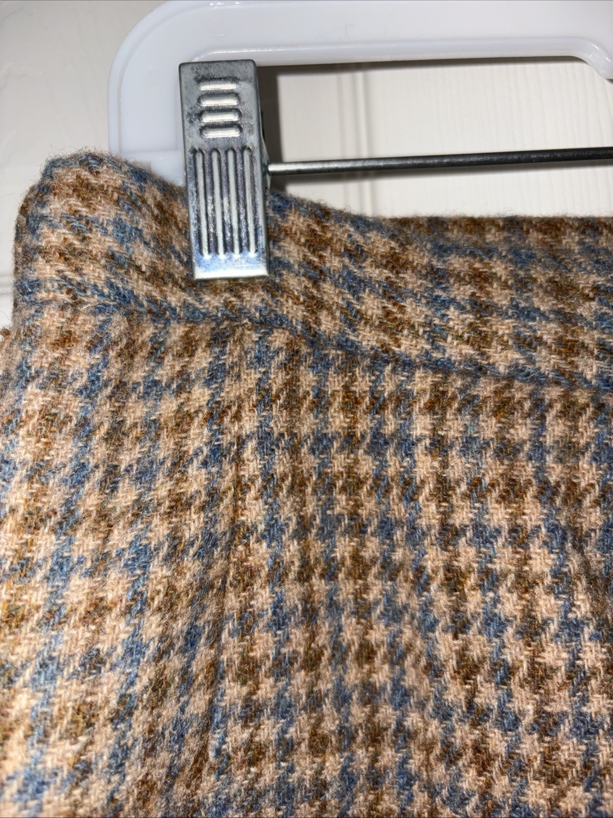 Vintage Handmade Wool Blend Tweed Skirt Blue Tan Houndstooth Lined 26 Waist
