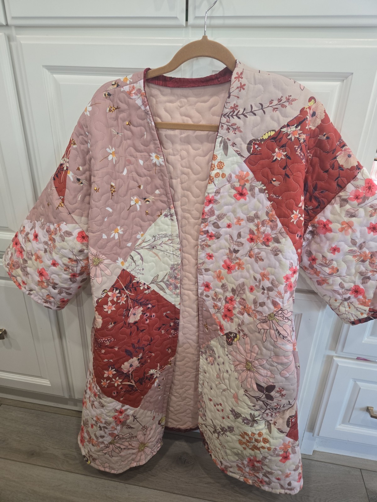 VTG Handmade Quilt Kimono Coat Jacket Floral Patchwork Print Cottagecore EUC