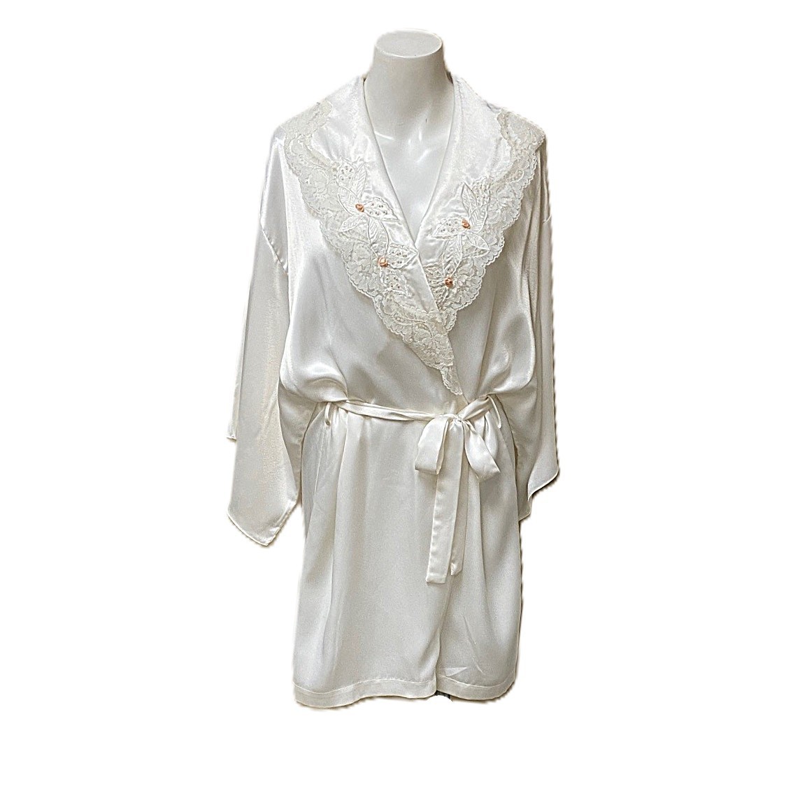 VAL MODE SHORT WHITE VINTAGE WRAP AROUND ROBE WITH EMBELLISHMENTS – Size MEDIUM