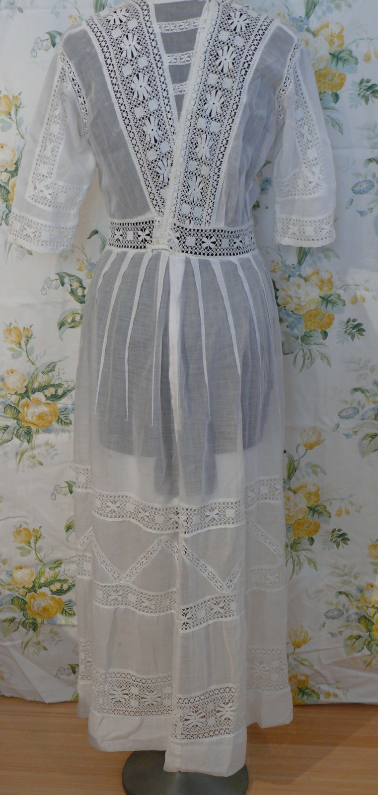 1910-15 Gibson Girl White Long Cool Cotton Lawn Dress w. Lace Grad / Wedding M
