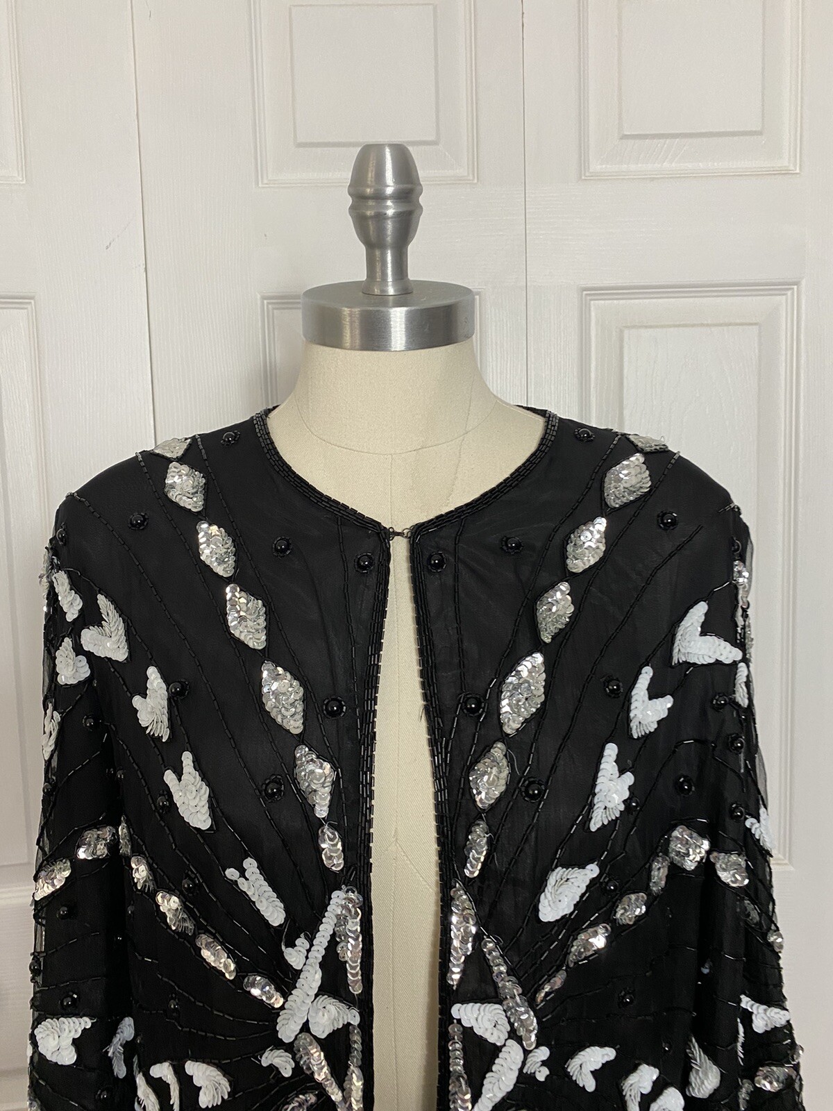 NEW Vintage Sweelo Size Small 6-8 Black Silk Beaded Jacket Bolero Sequins S