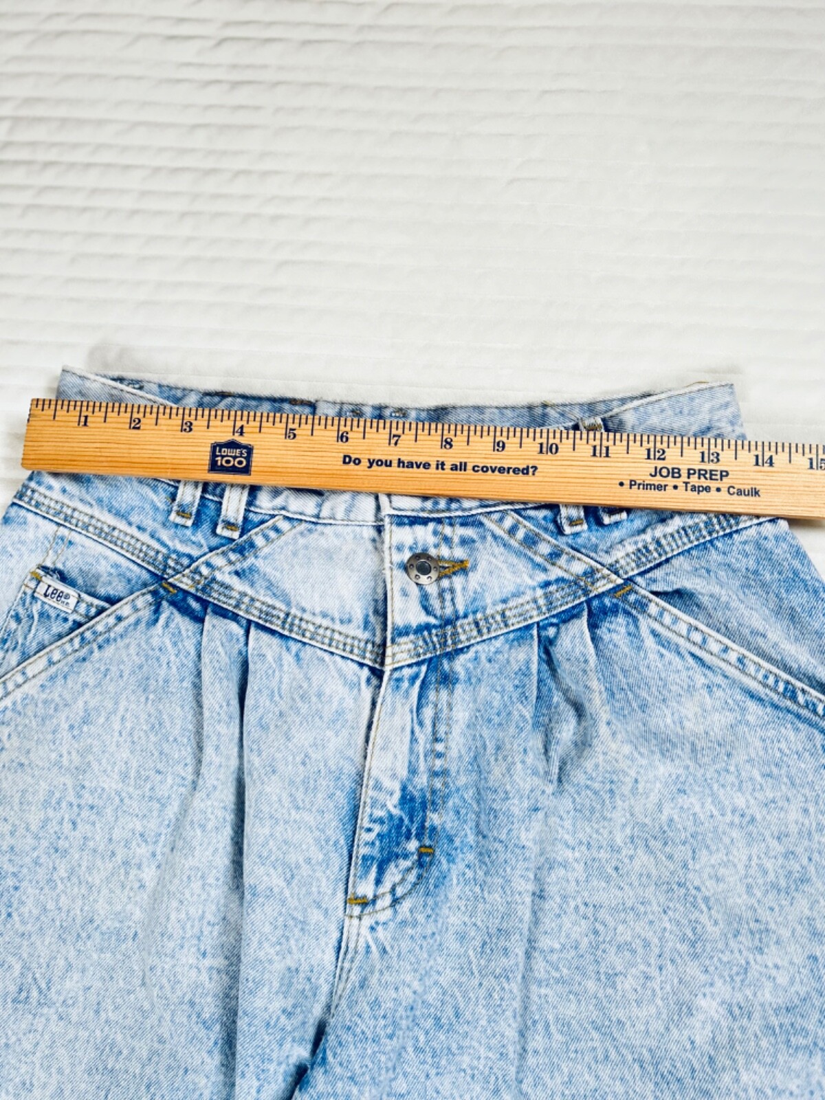 Vintage 80’s 90’s Lee Jeans High Waisted Acid Wash Blue Pleated Yoke Mom SZ 12 M