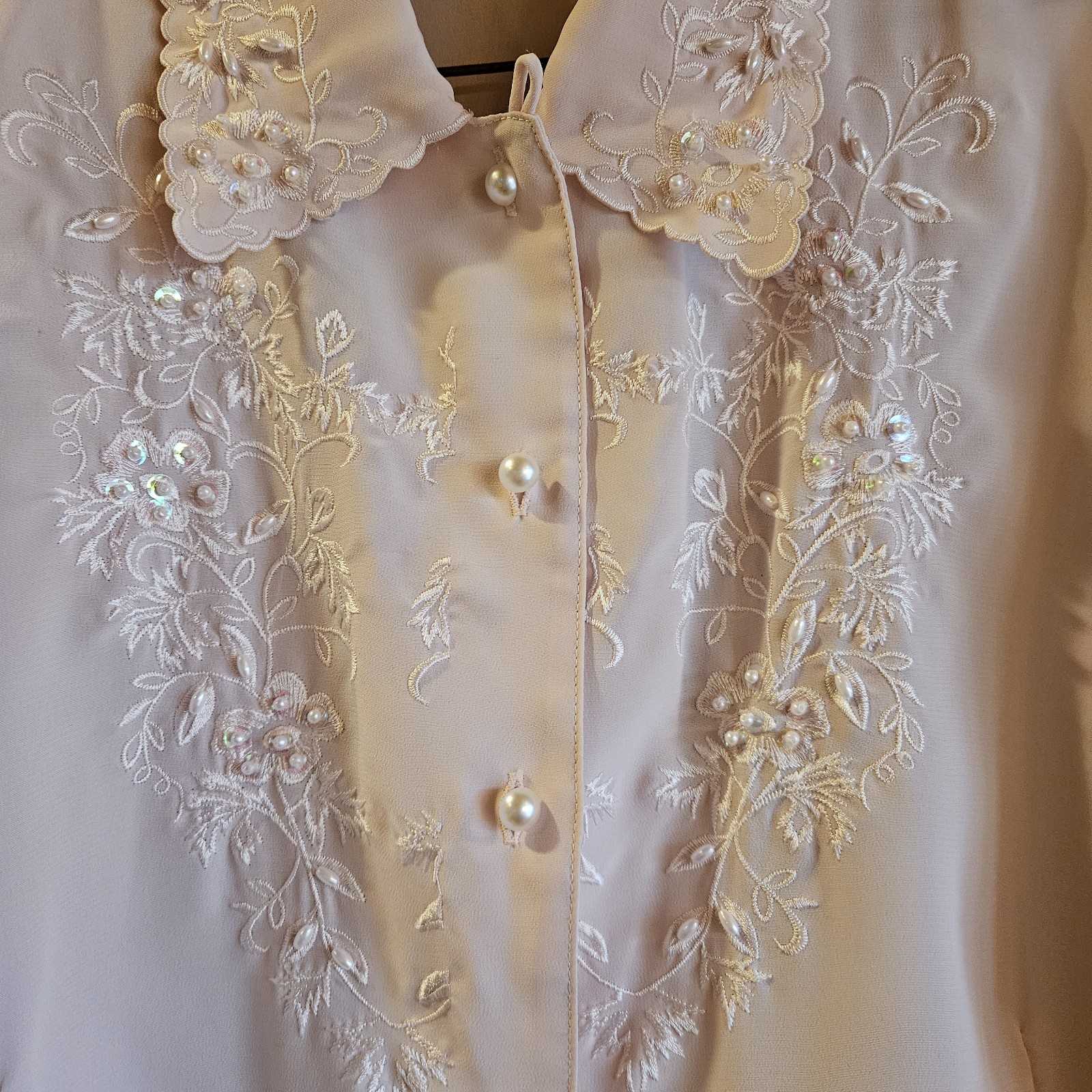 Christie & Jill Silk Embroidered Button Down Long Sleeve Blouse Pale Pink 12