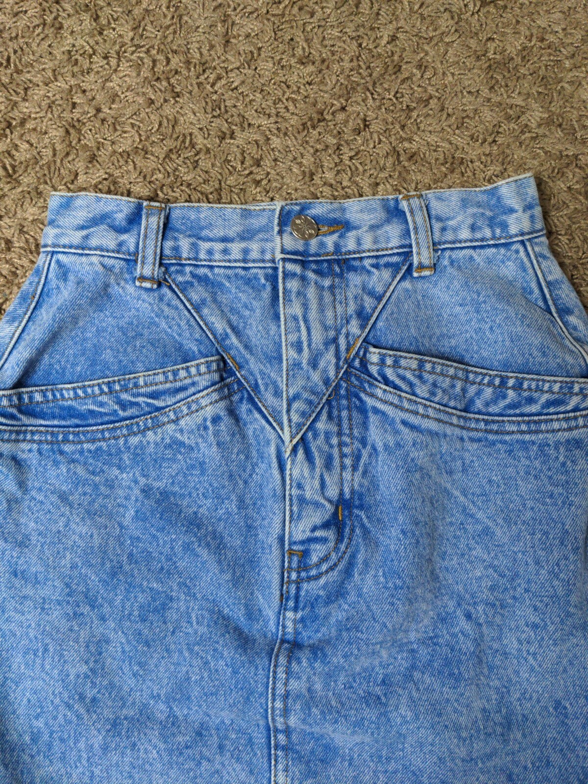 Vintage High Waisted Skirt Size 1 Nuovo Button Up 100% Cotton Denim Acid Wash