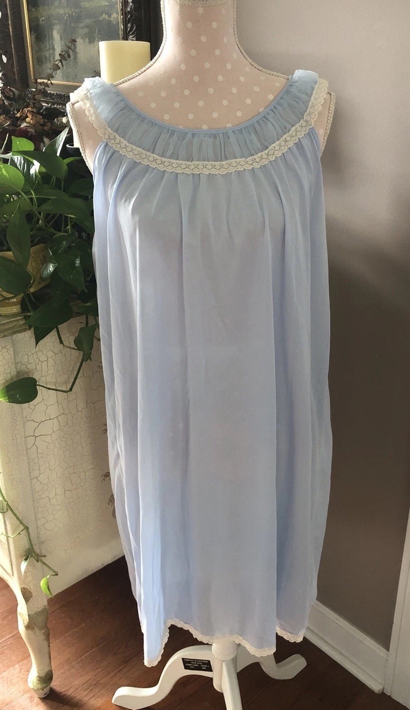 Vtg Babydoll Gown Pastel Blue Nylon Chiffon & Lace Nightgown Women’s 42 XL
