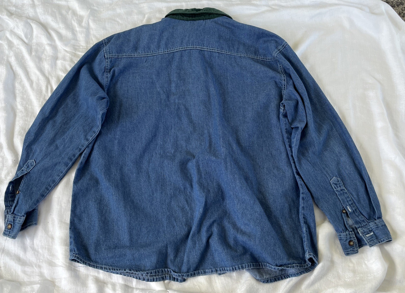 Vintage Betty Boop Embroidered Denim Button-Up Long Sleeve Shirt L Womens 1990’s