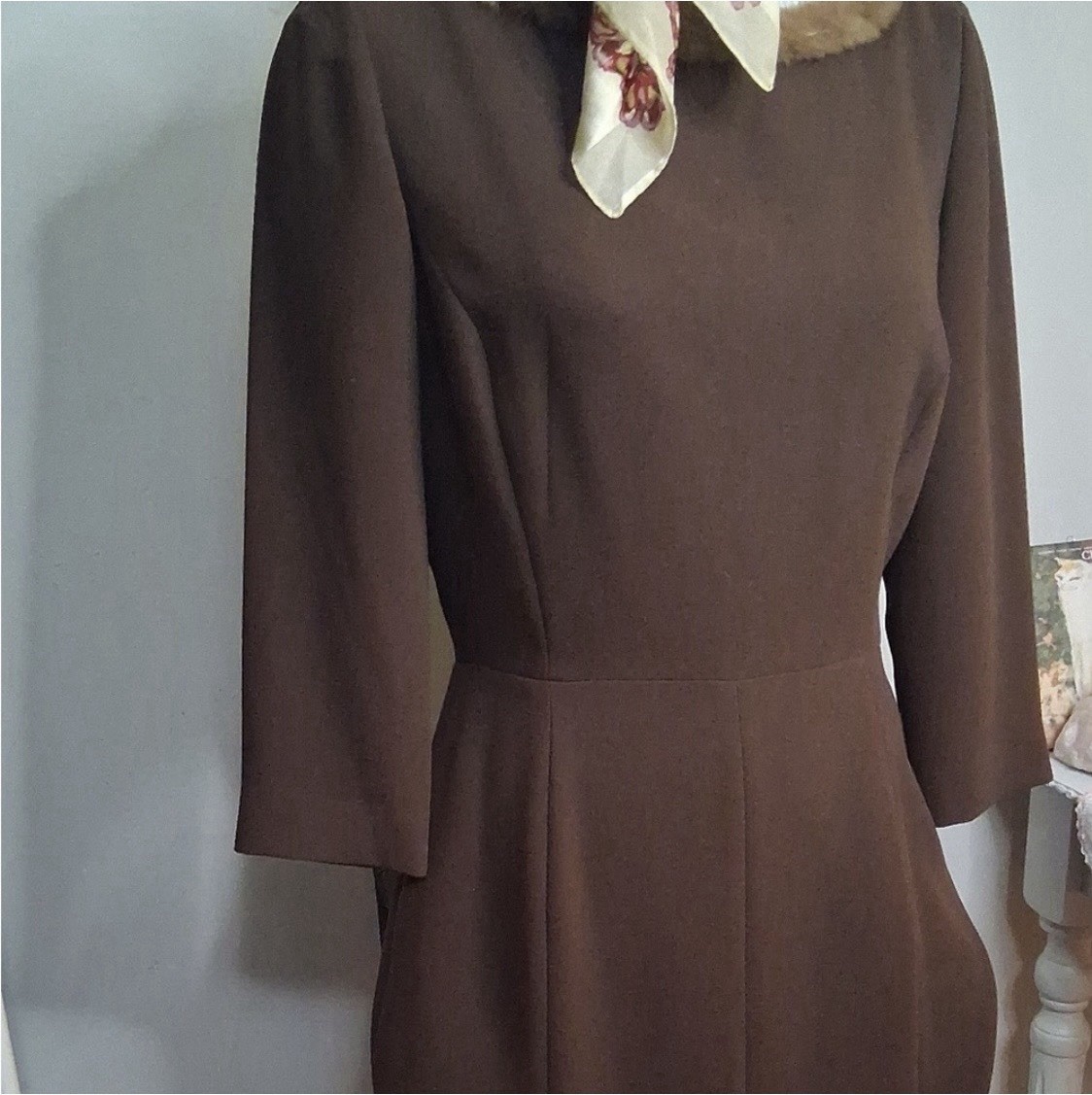 Vintage Cynthia Howie Brown Dress With Fur Collar Size 6
