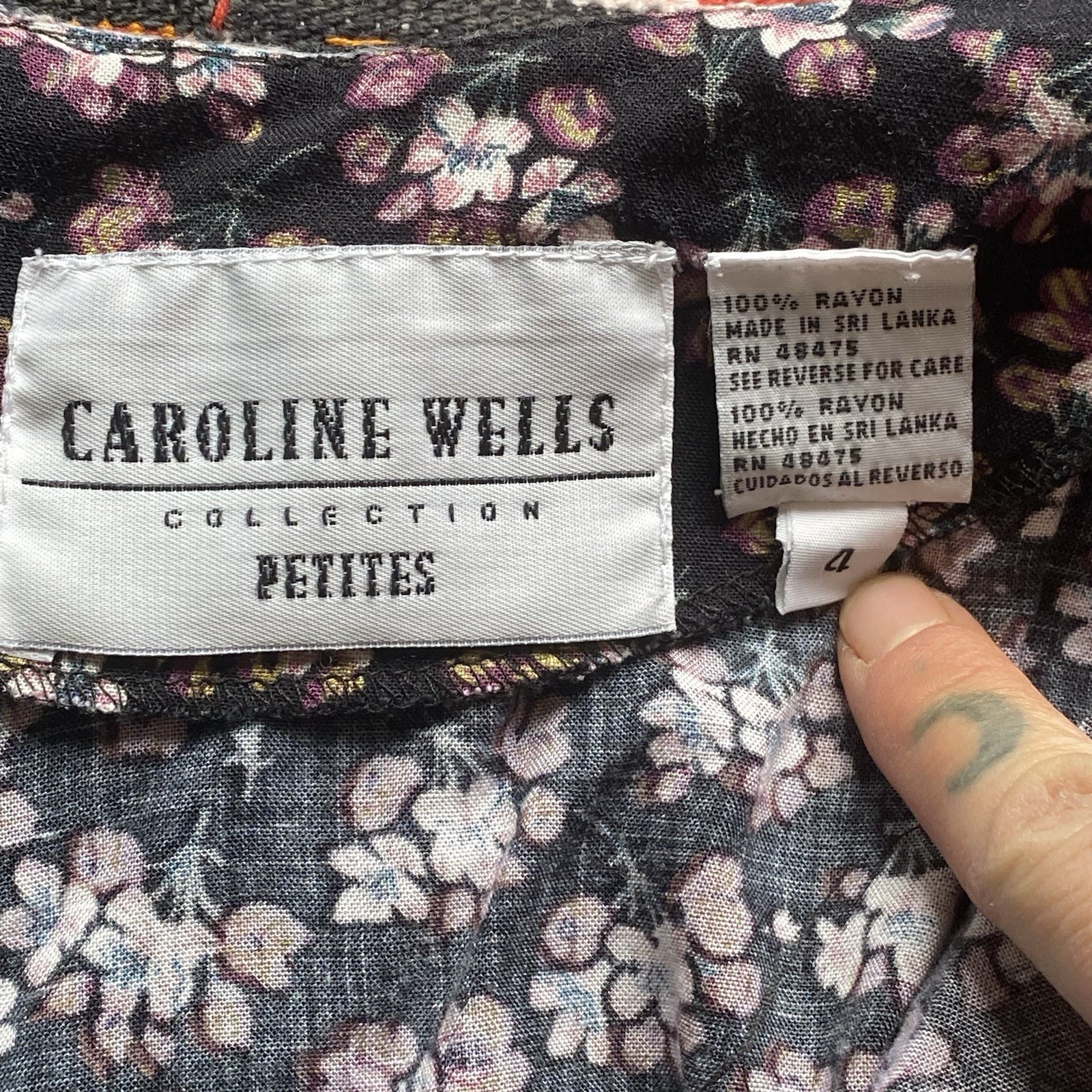 Vintage 90’s Caroline Wells Floral Midi Dress. Corset Back Tie. Rayon. Size 4.