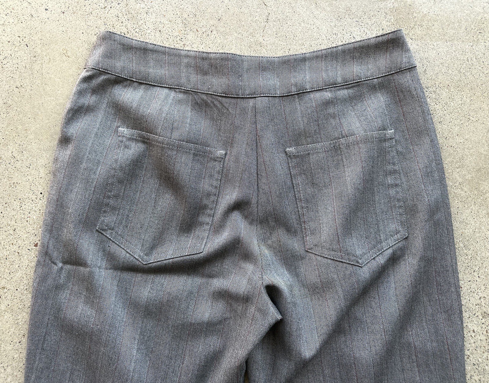 Vintage Chico’s Design Women’s Gray Striped Flat Front Stretch Dress Pants Sz 1