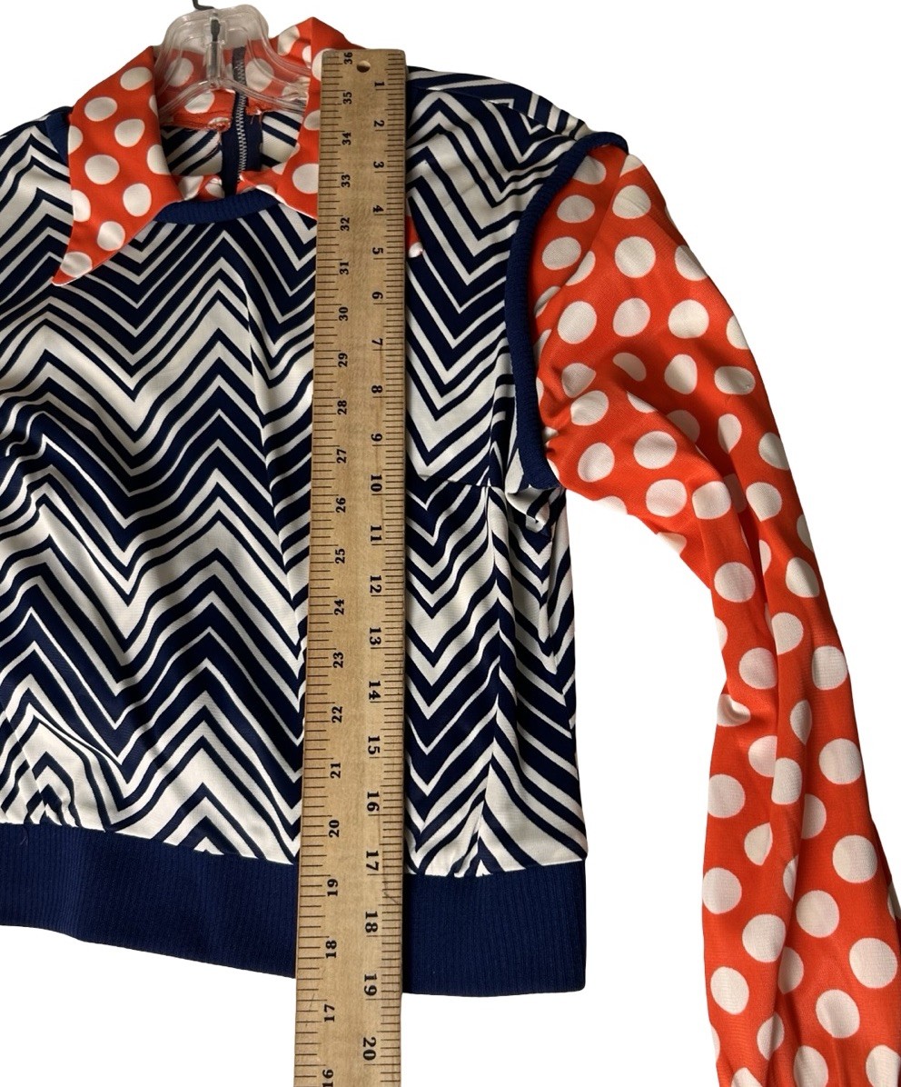 70s Questo of Wilroy Funky Dagger Collar Blouse Sz S/M Orange Polka Dots Chevron