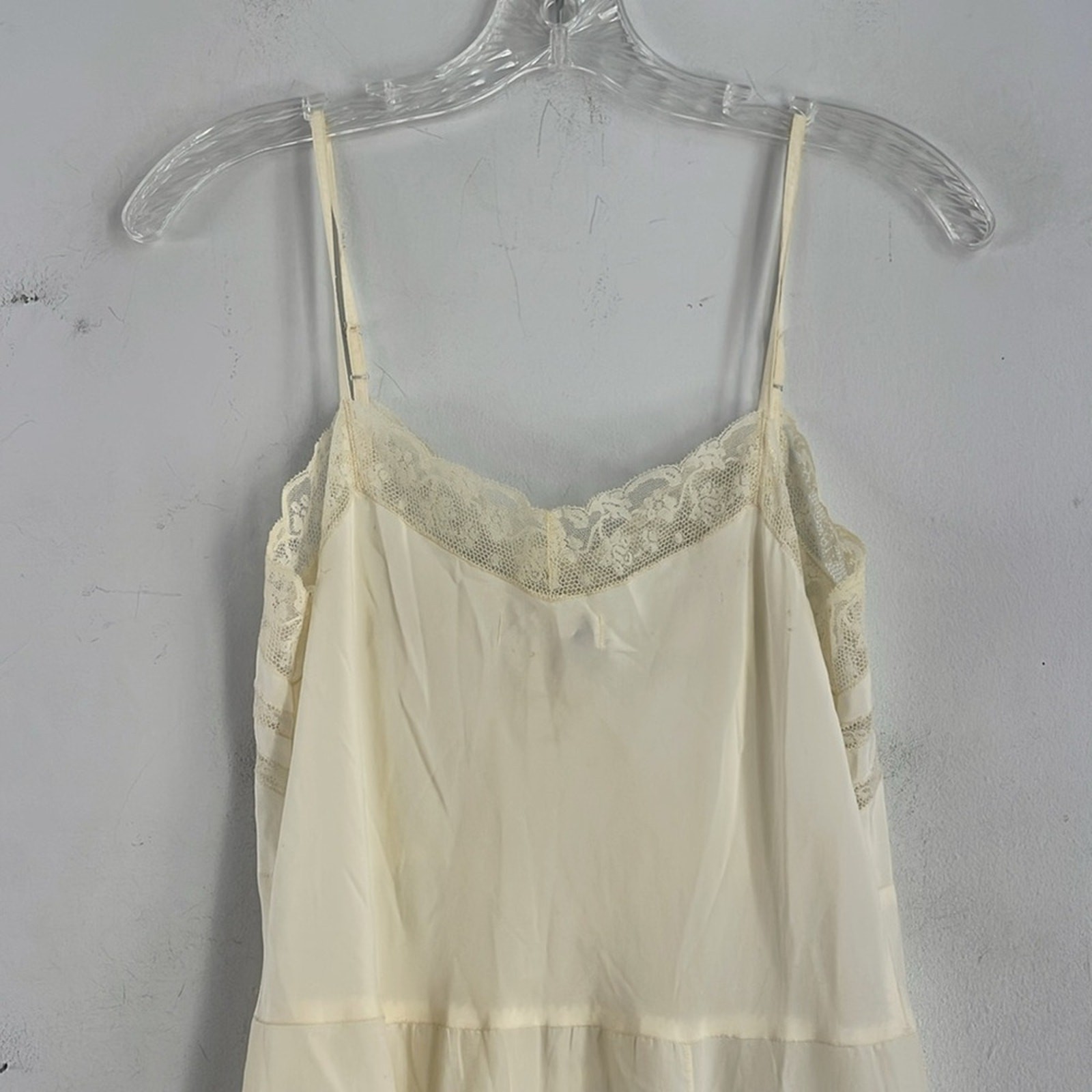Vintage 50’s Barbizon lace detailed long maxi full length slip nightgown dress