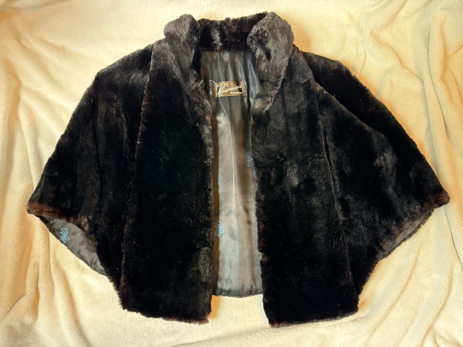 Vintage Furs by Newman’s Ironwood Mid-Century Black Fur Cape Stole Wrap Rare