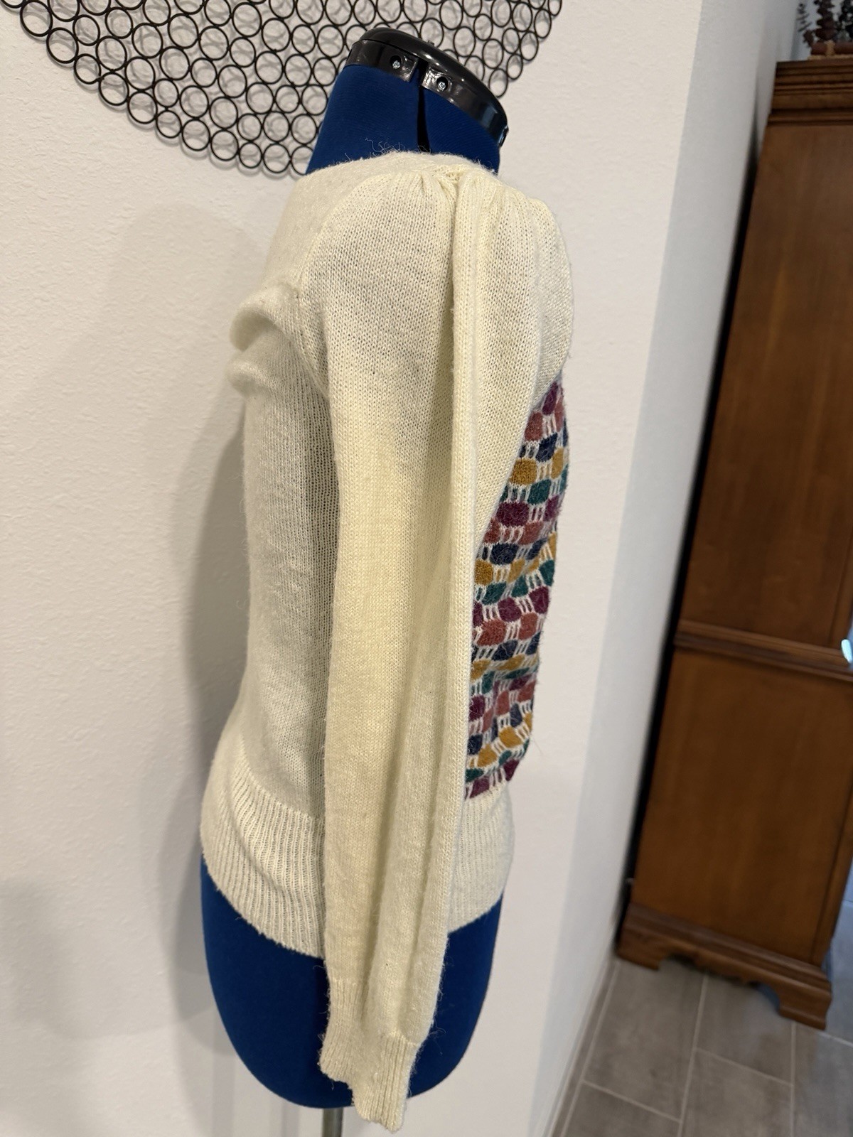 Women’s Vtg 70’s 80’s Sweater Size Small Medium