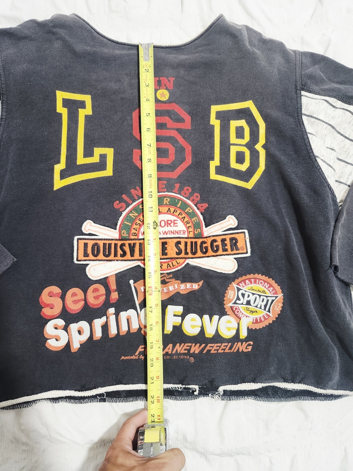 Vintage 1990’s Louisville Slugger Cooper Collections LSB Sweatshirt L/XL Cropped