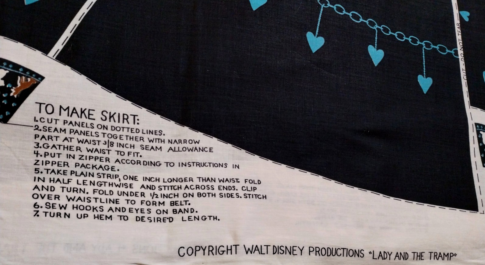 RARE NOS VTG 50’s Disney Lady & The Tramp 14 Panel Circle Skirt Fabric