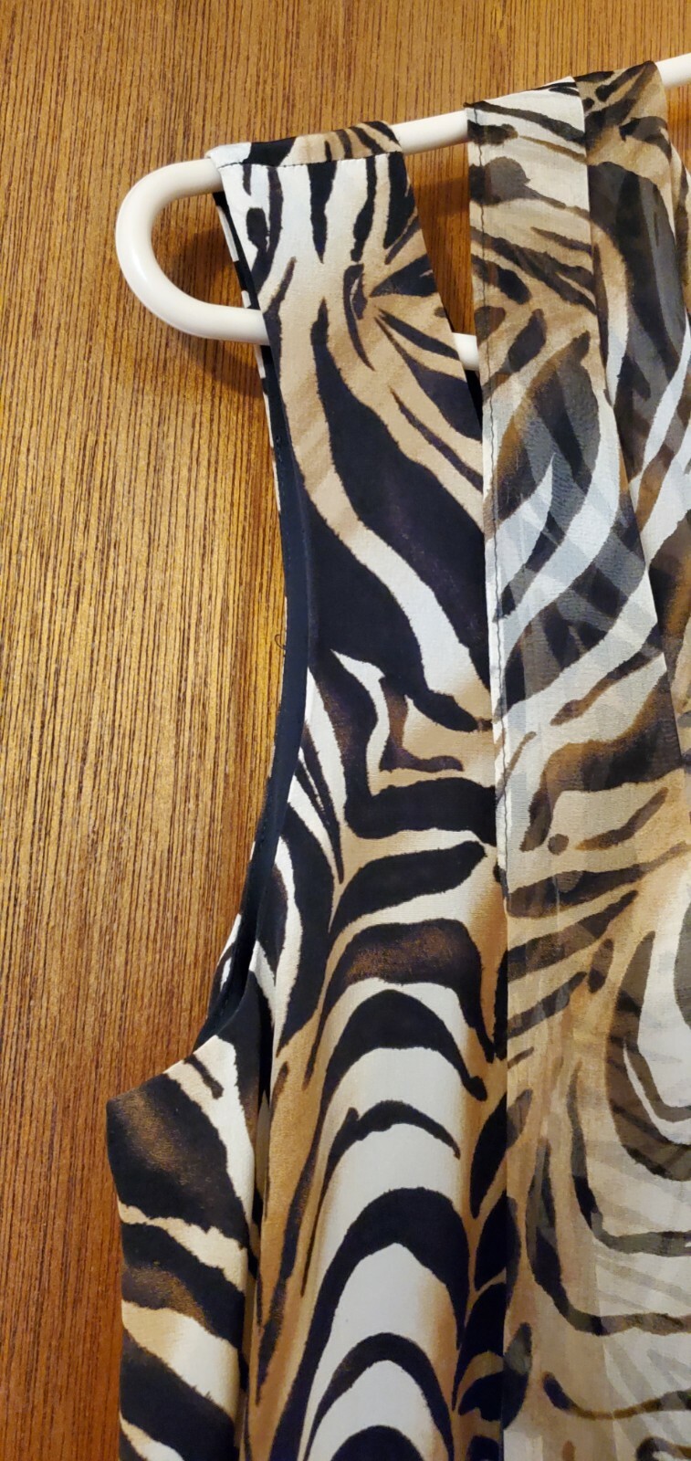 WOMENS VINTAGE TIGER STRIPE JONES NEW YORK DRESS – SIZE 8 – 100% SILK