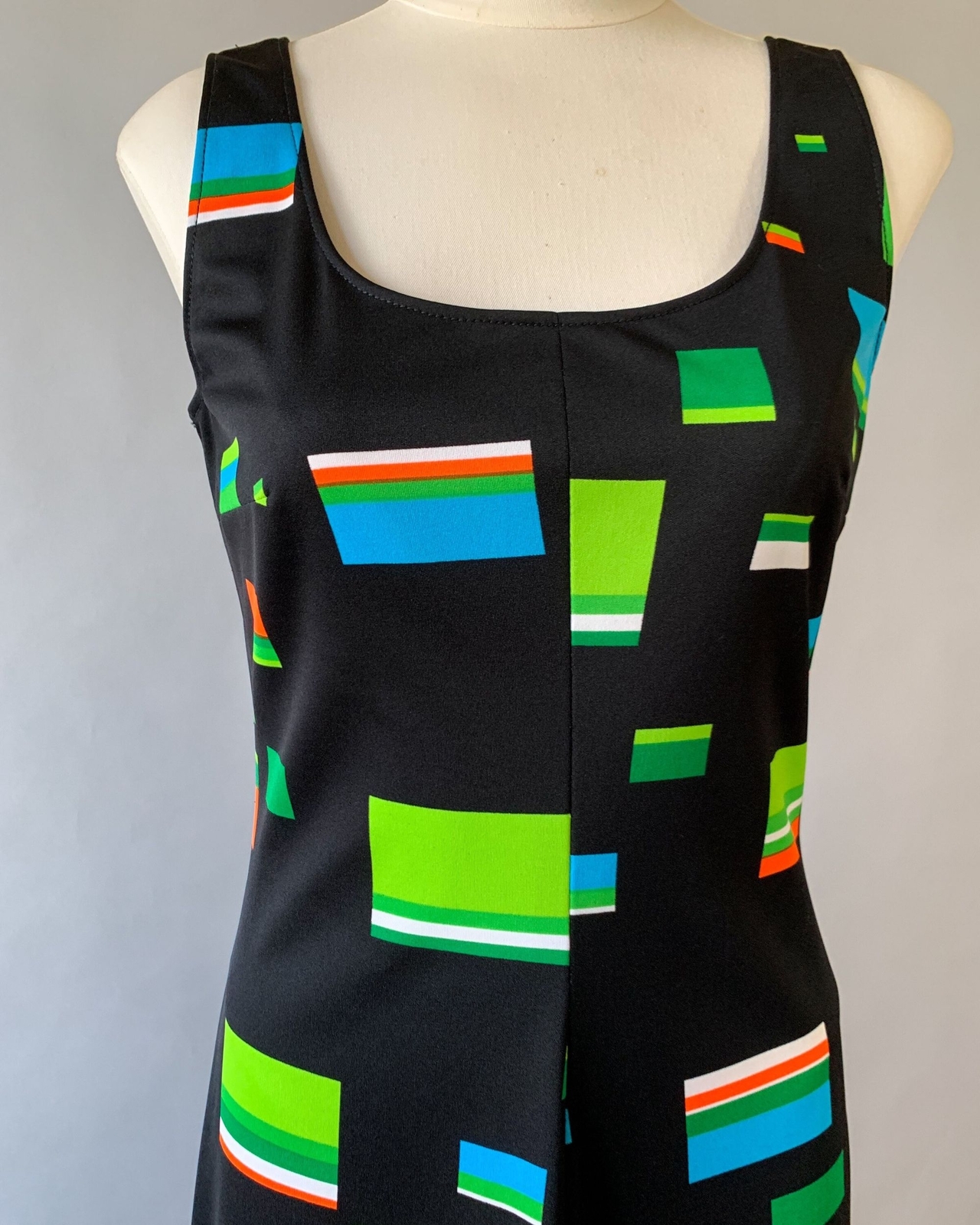 Vintage 1970s Black Green Multi Geometric Sleeveless Maxi Dress Jacket Set S M