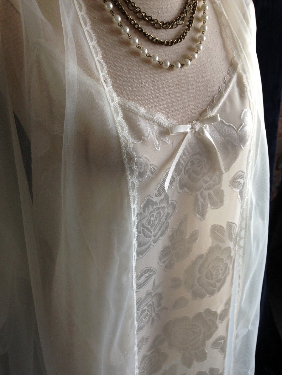 Ivory Long Clipped Chiffon Floral Print Nightgown & Sheer Robe Long Peignoir