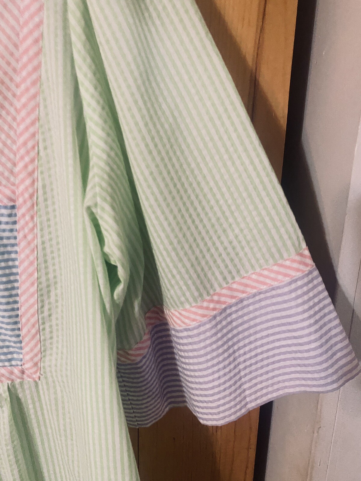 Go Softly April Robes Multi-Colored Pastel Patio Nightgown Country MEDIUM EUC