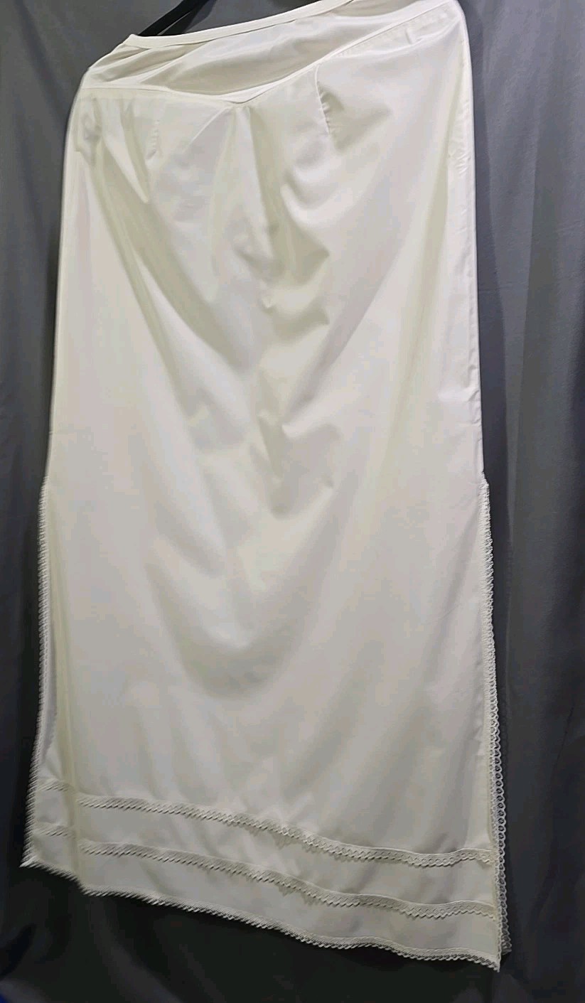 Taffeta Half Slip Vintage Sears Dual Slit Lace Trim White Waist 30″-32″ L 38″