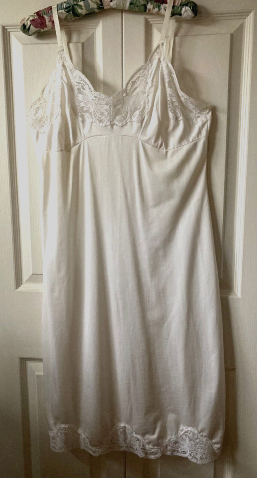Wonder Maid Non-Cling White Full Slip w/Bodice&Hem Lace Size 34 T (Style 2996)