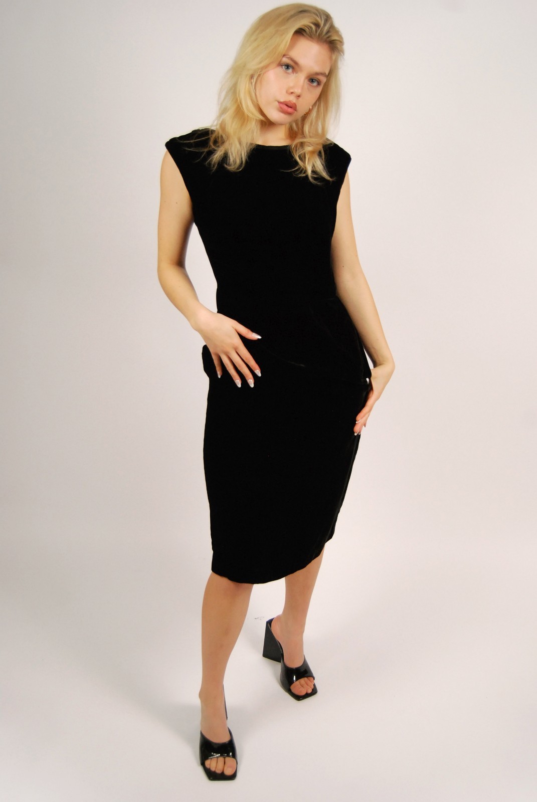 70s Velvet Dress (M) medium black vintage high neck short sleeve midi pencil