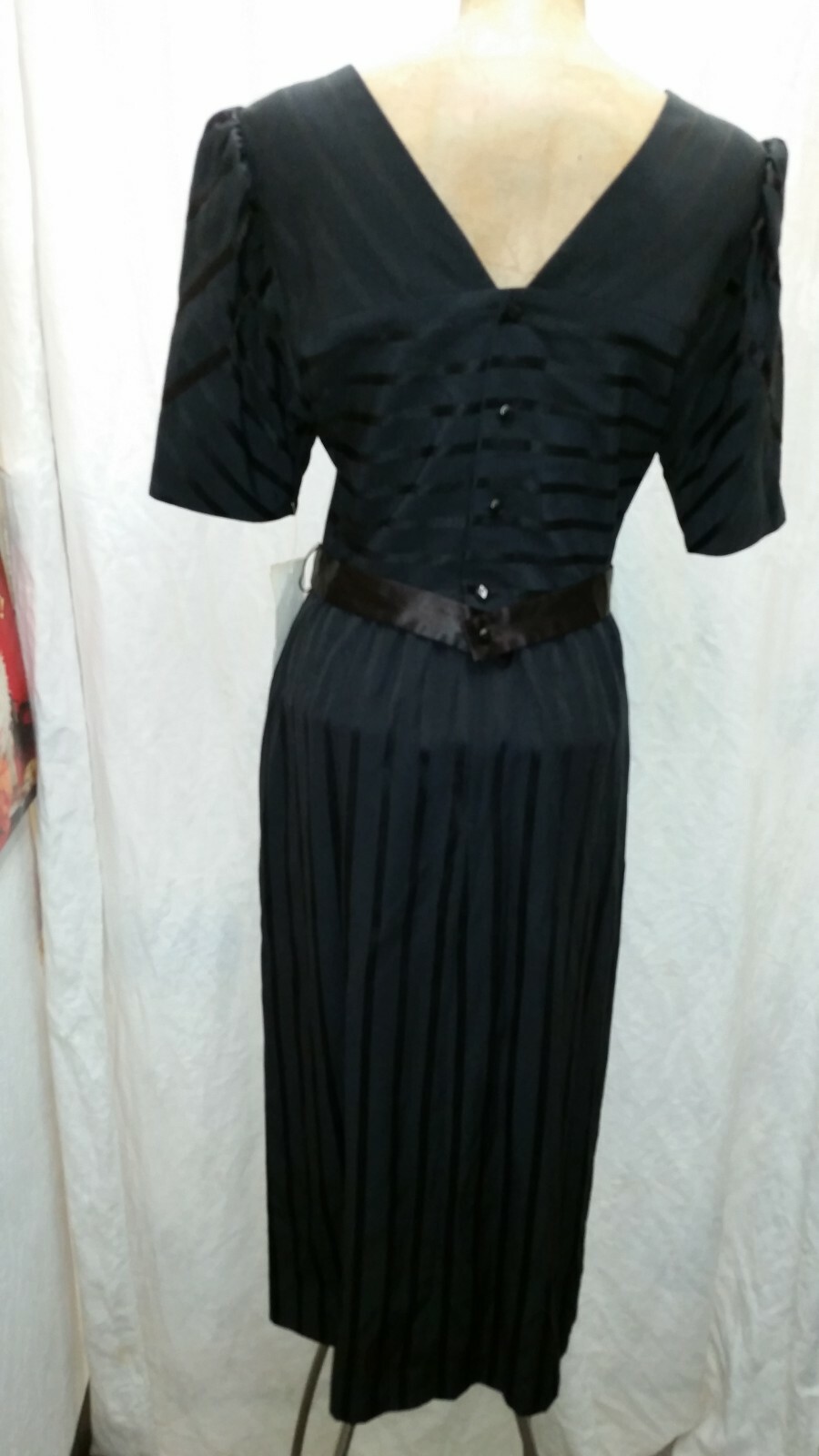 Vintage 1970’s Black Rayon Poly Day Dress by Lanz Originals Size Medium NWT
