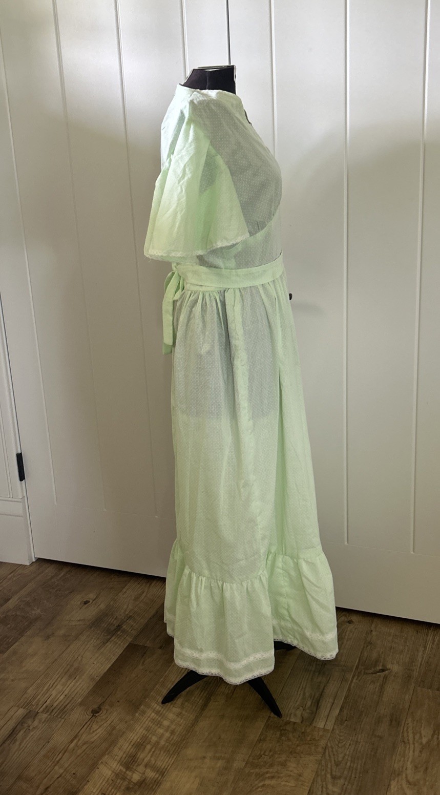 Vintage 1970’s Mint Green Dotted Swiss Handmade Prairie Style Dress