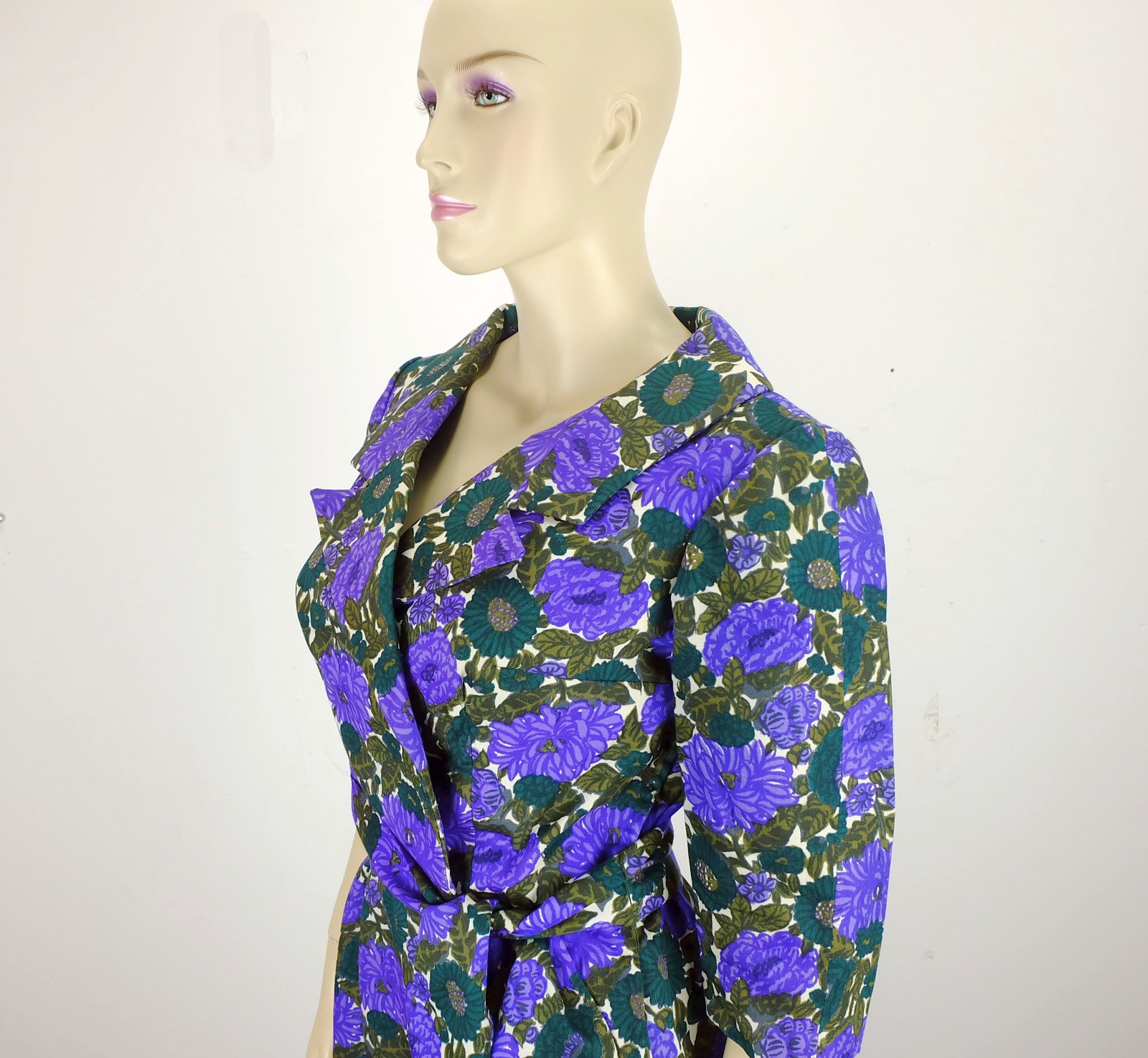60s DRESS floral fabric purple green white large collar size 36 sora