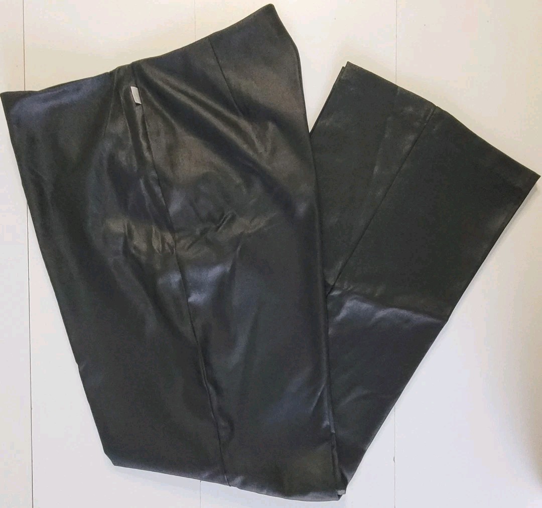 Vintage 80’s Womens Black Leather Look High Waist Pants 30 x 29.5 Flare Leg