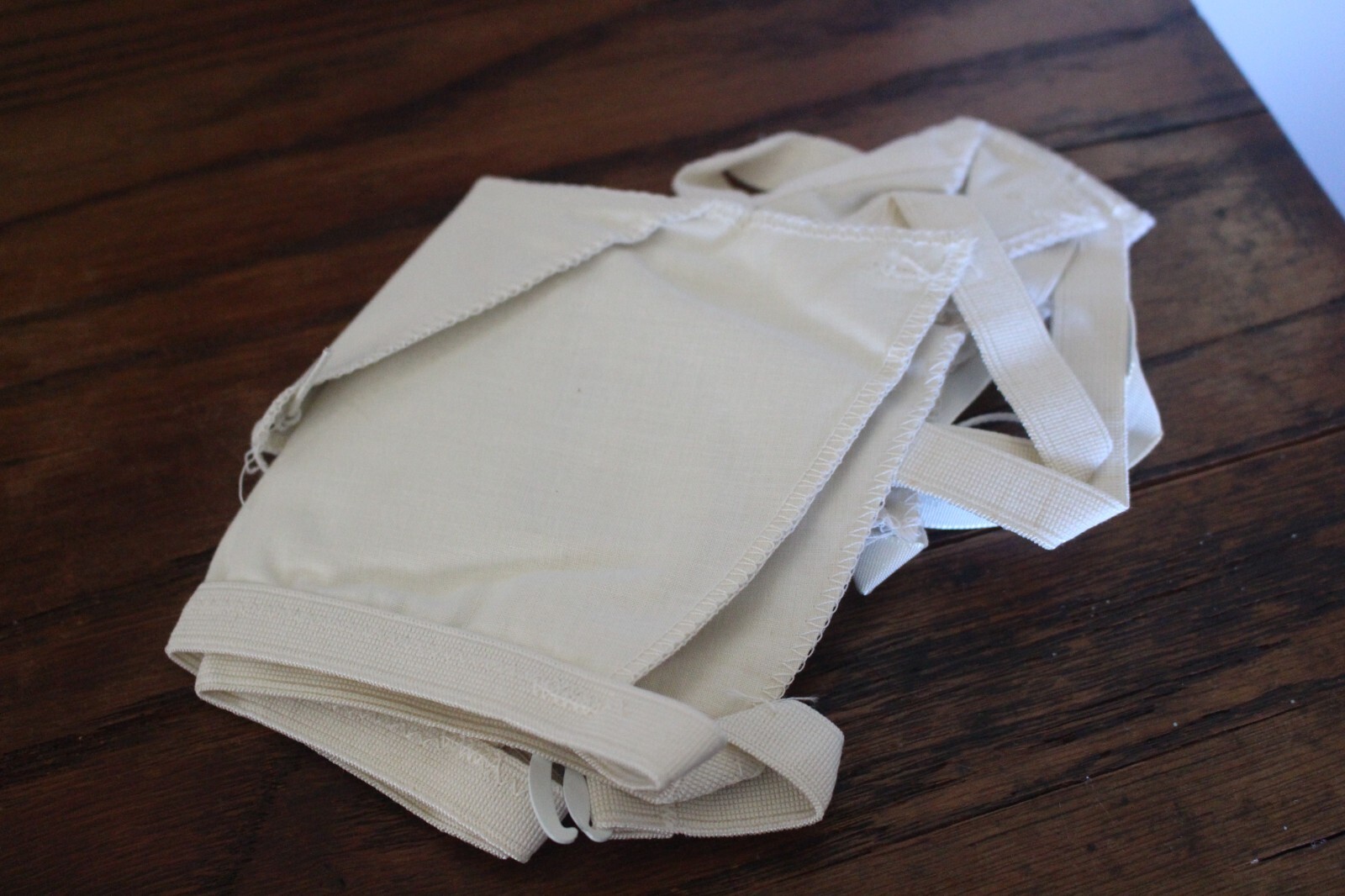 Vntg Kleinerts Women’s Garment Shield White Small 30-32 Stay-Rite Short Sleeve