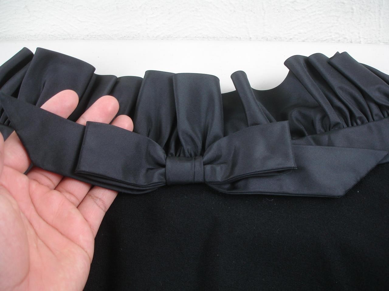 Women’s M POSH by Jay Anderson Vtg 1960’s Black Romantic Ruffle Bow Front Dress