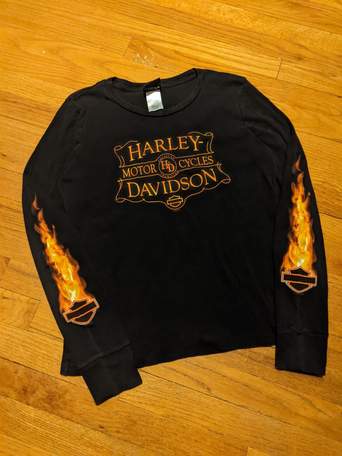 Vintage 2014 Harley Davidson Women’s Black Flame Sleeves Shirt sz XL