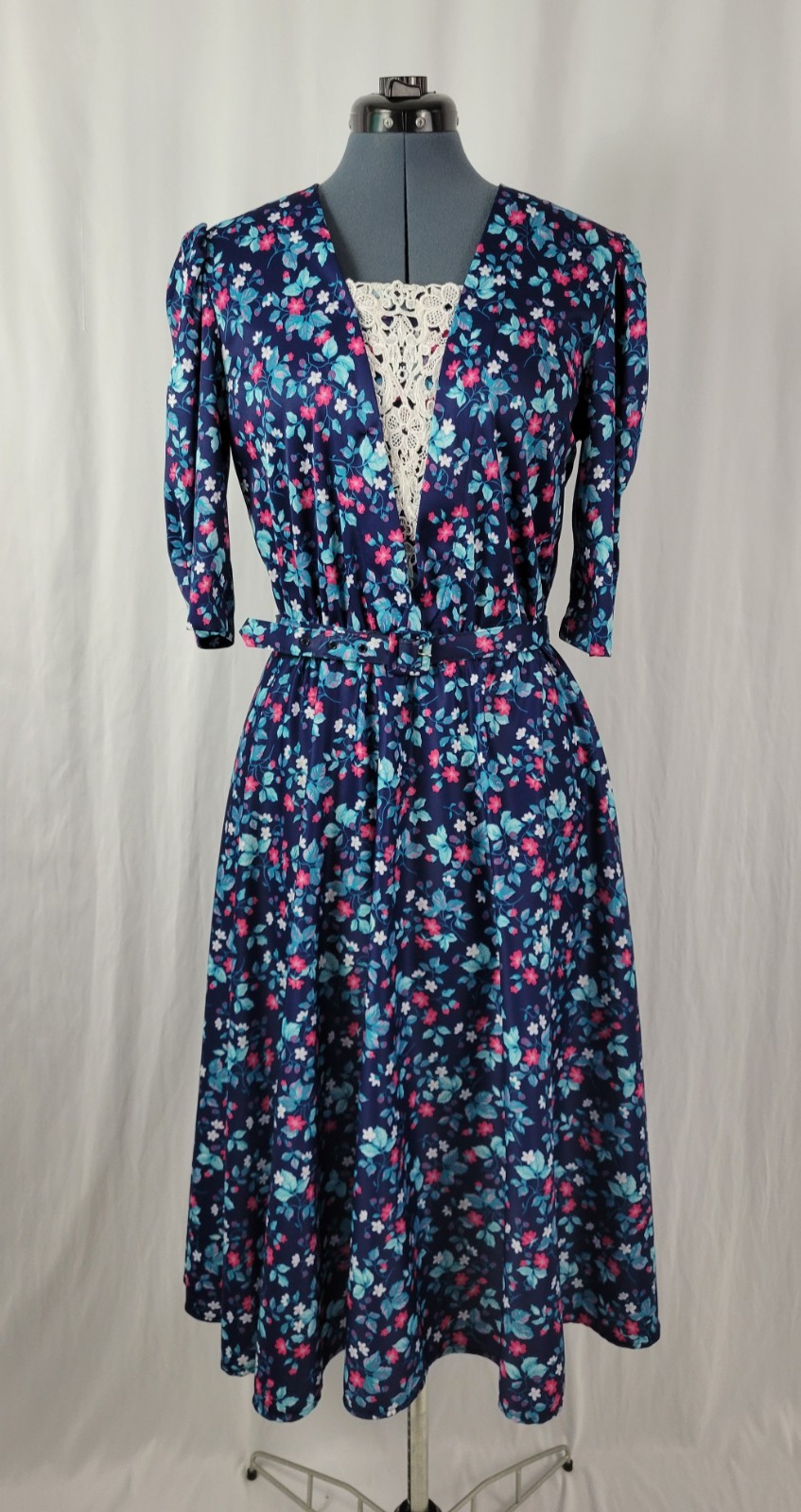 Vintage Whirlaway Blue Floral Dress w White Lace Inset & Matching Belt Size 12