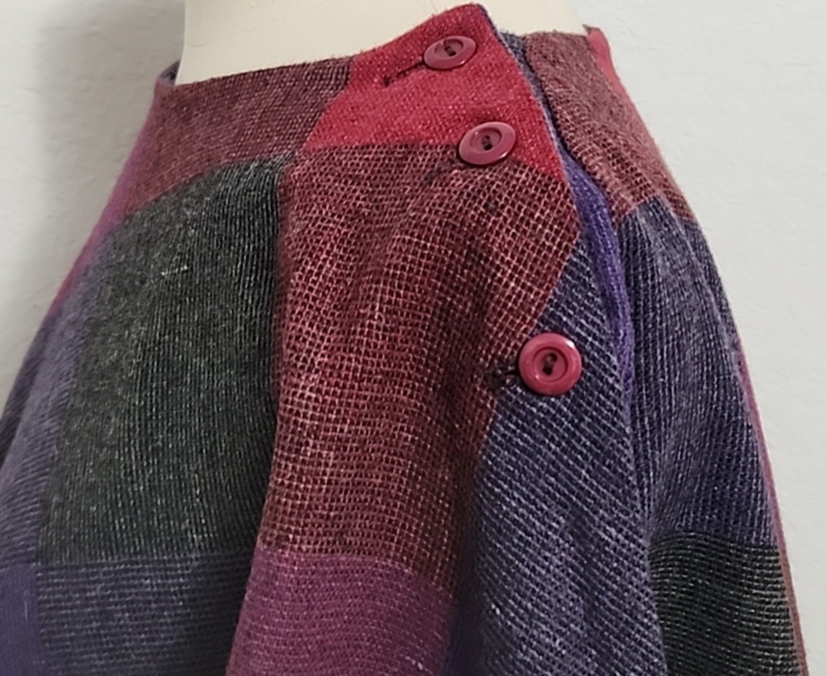 Vintage High-end Wool Blend Magenta Plaid Skirt w Matching Cape Poncho 2pc Set 3