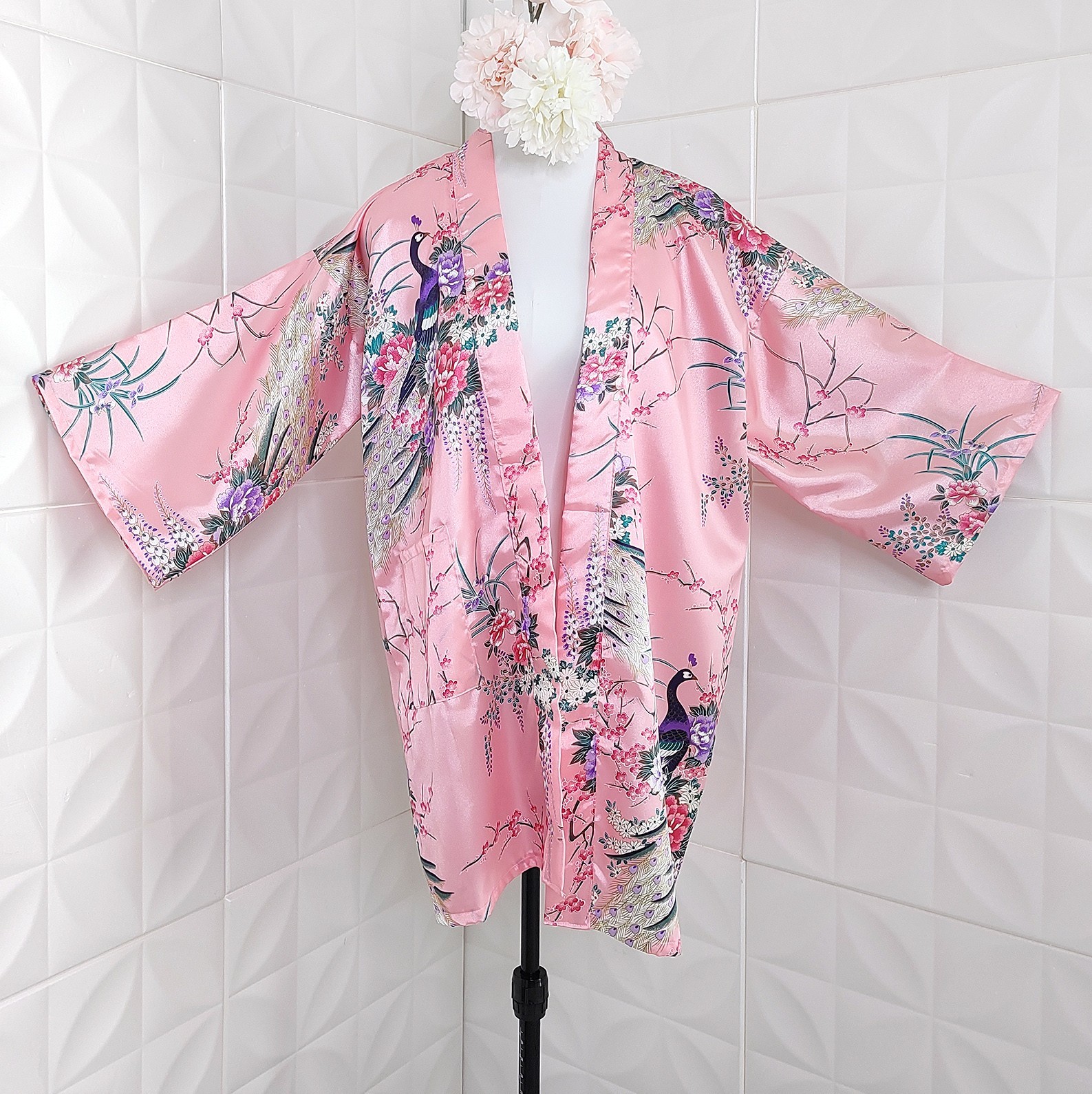 Vintage 90s Pink Satin Kimono Jacket Robe Juguemm Peacock Floral Fairy Open 35″