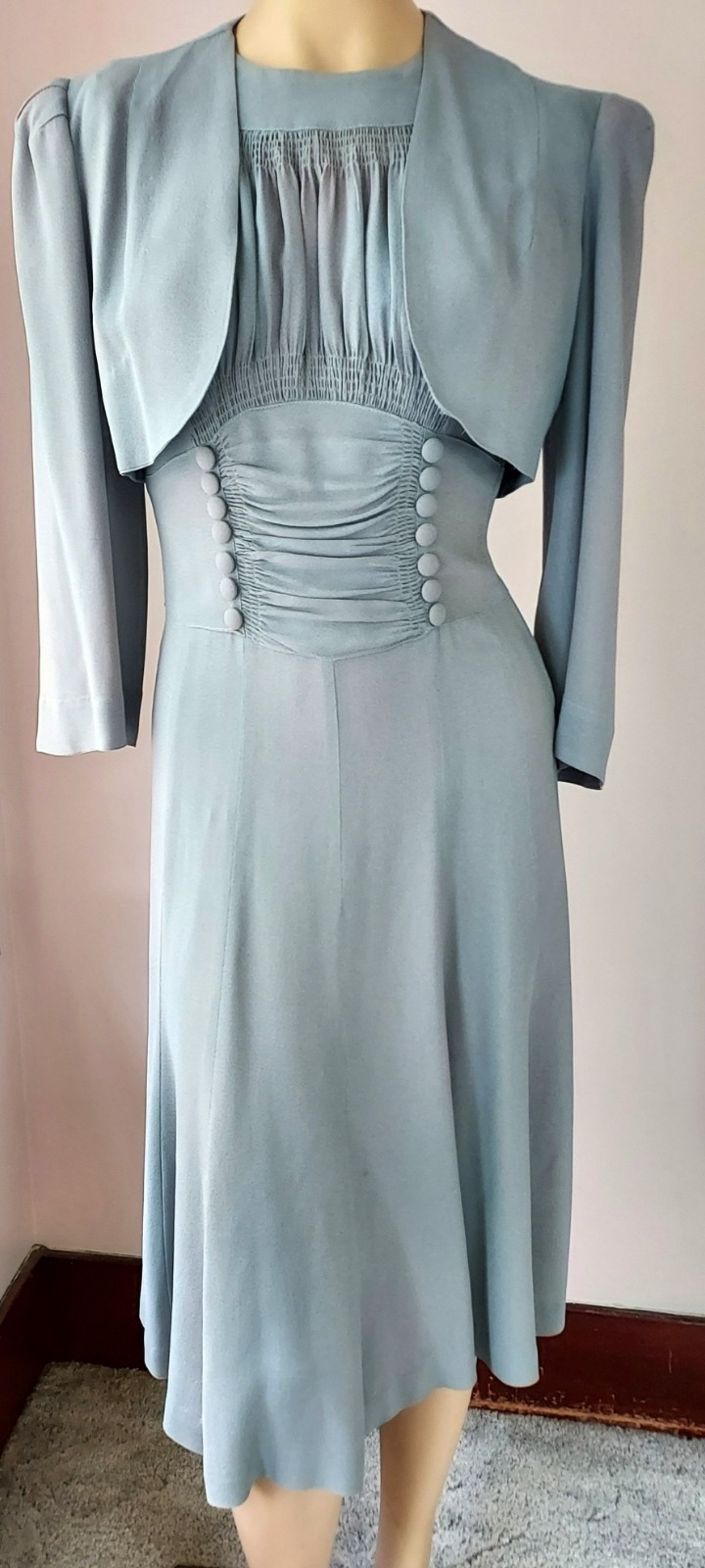 VTG Early 40s Classic True Vintage Dove Gray 2 pc Rayon Dress and Bolero Set. Sm