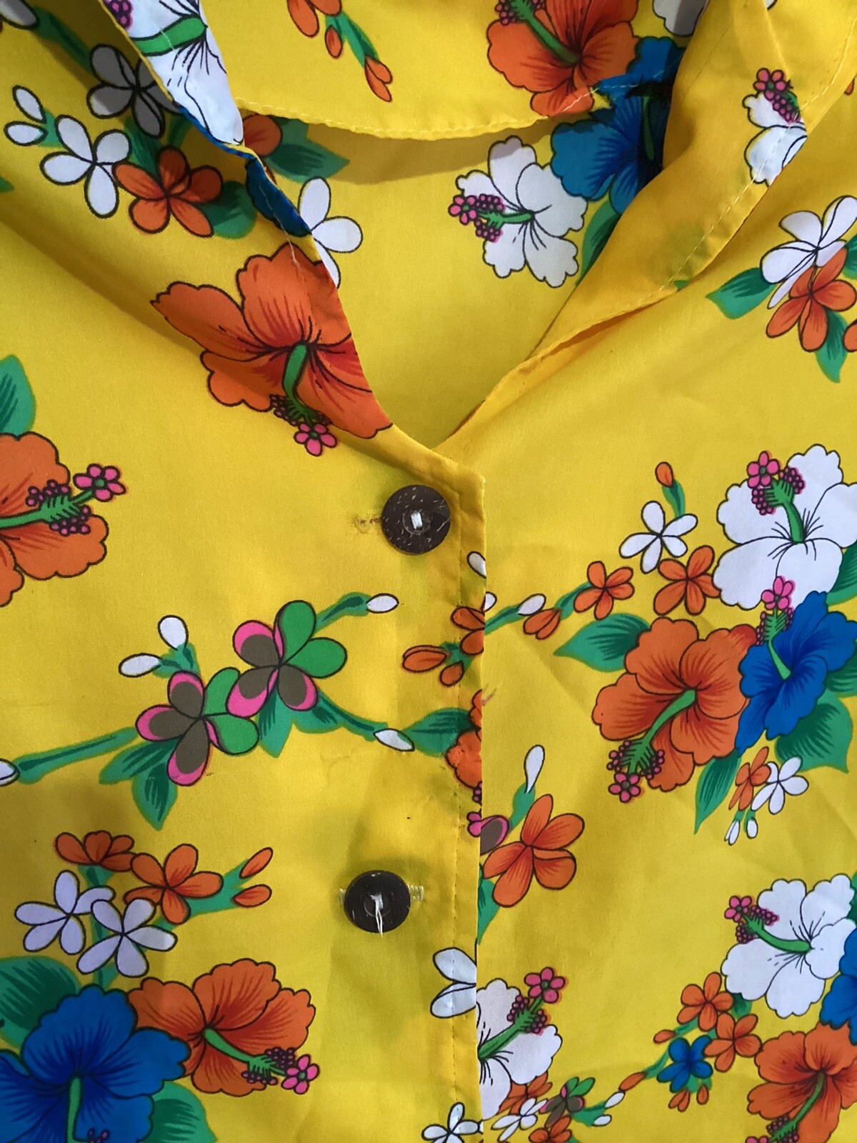 Penney’s Hawaii Vintage Button Down Yellow With Floral Women’s S/ M Flaw