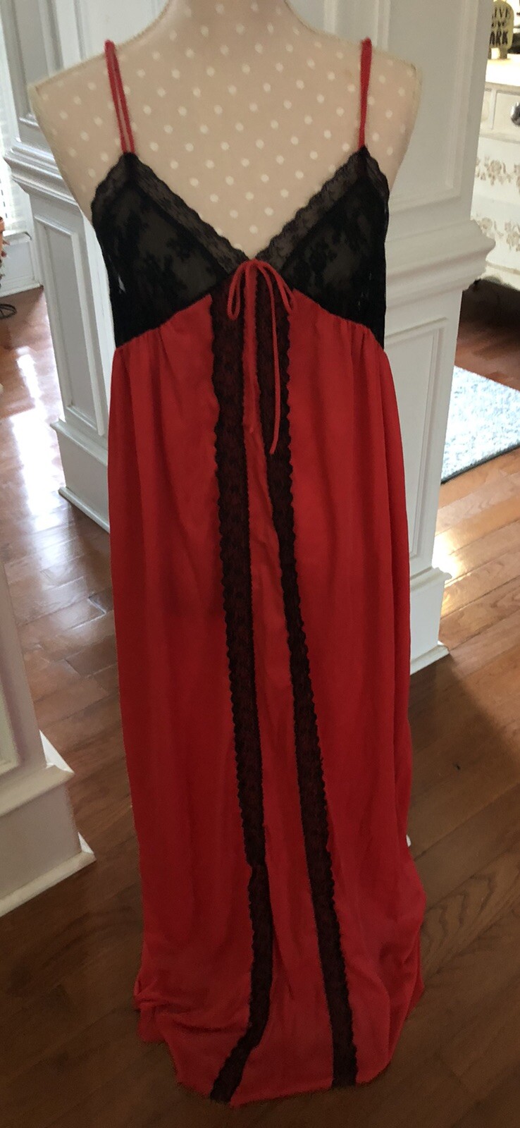 Vintage Red Sexy Nightgown Long Black Lace Hollywood Glam Women’s M