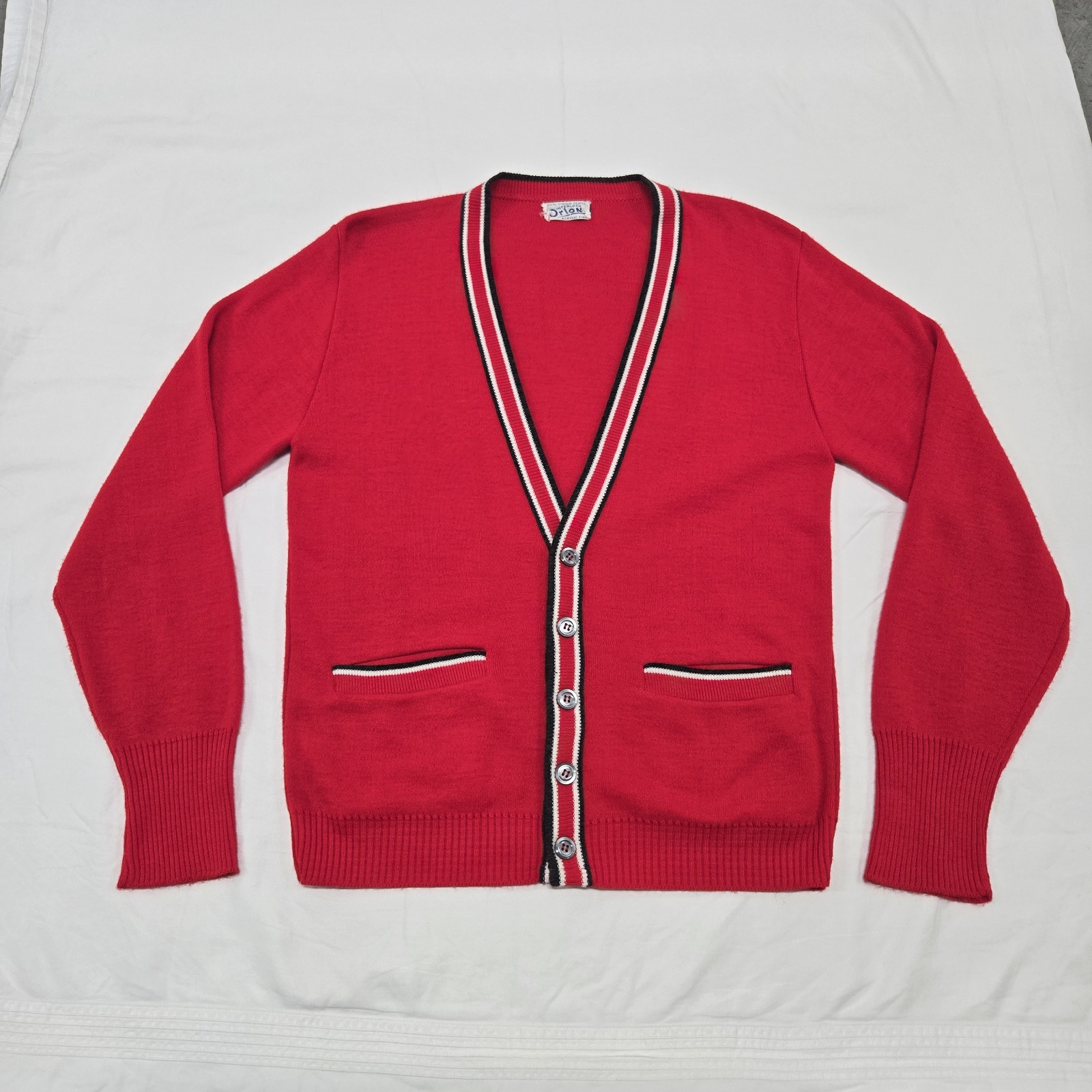 S/M Vintage Interlock Orlon Red Sweater Button Cardigan 100% Virgin Du Pont 60s