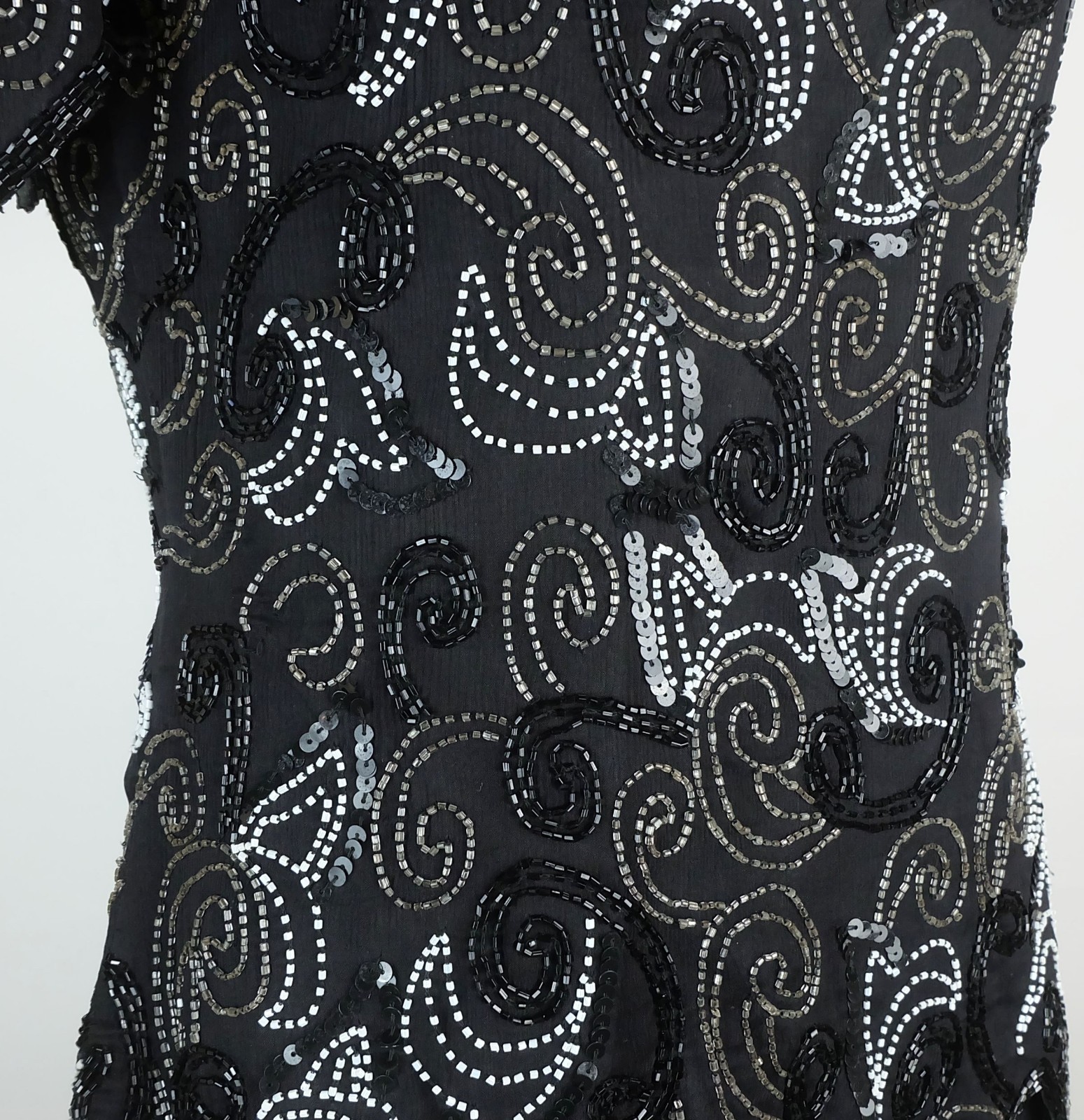 1980s Vintage TOP TOP Top Fashion Exclusive Mehra Munich Silk Embroidered Sz M