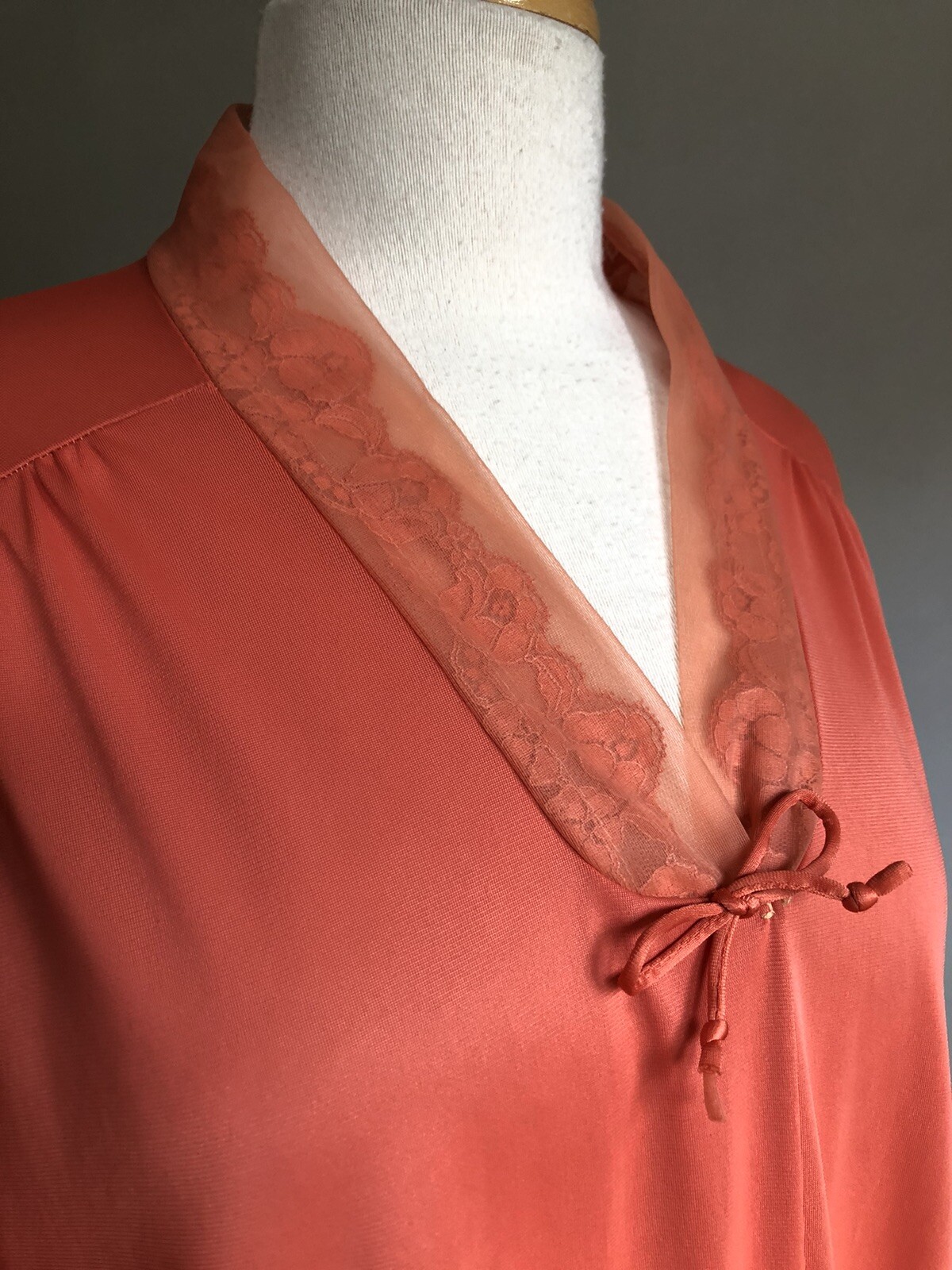 STUNNING VTG VANITY FAIR Hand-Dyed Orange Nylon & Lace Nightgown SZ 38