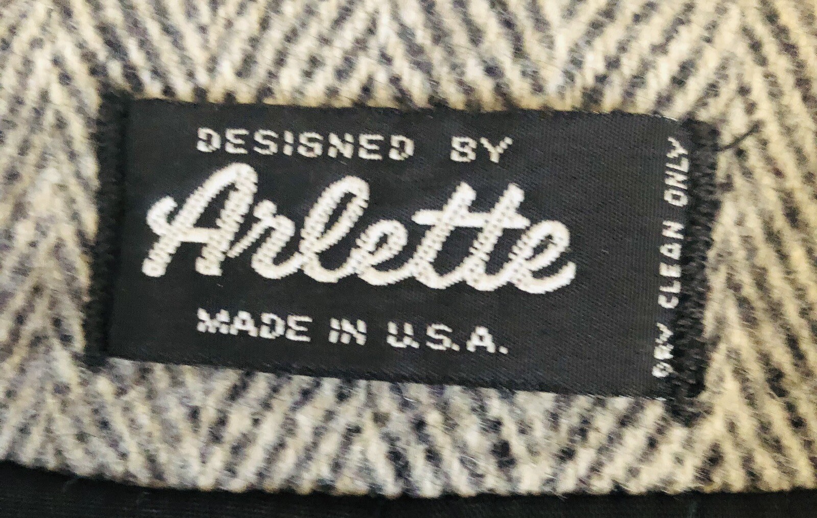 Arlette Double Breasted Wool Coat Women’s L USA Made Gray Academia Quiet Luxury