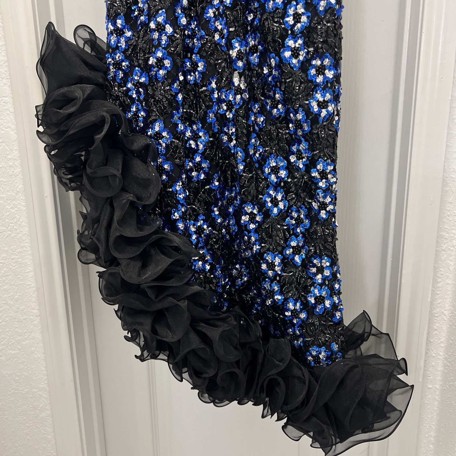 Vintage Fashion 1001 Nights Sequin Evening Gown Black Blue Size 12 USA Made