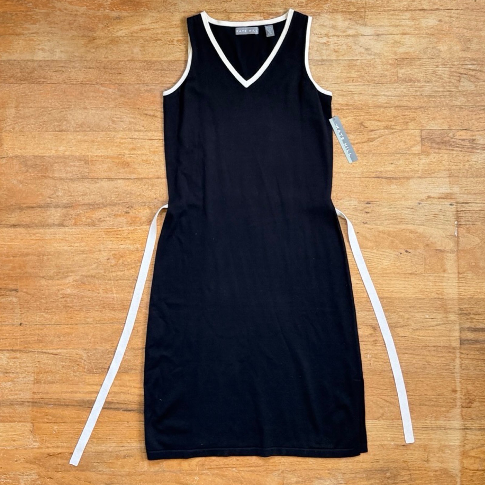 Vintage Knit Silk/Cotton Dress Size Small Black/Cream Sleeveless V-Neck Belted