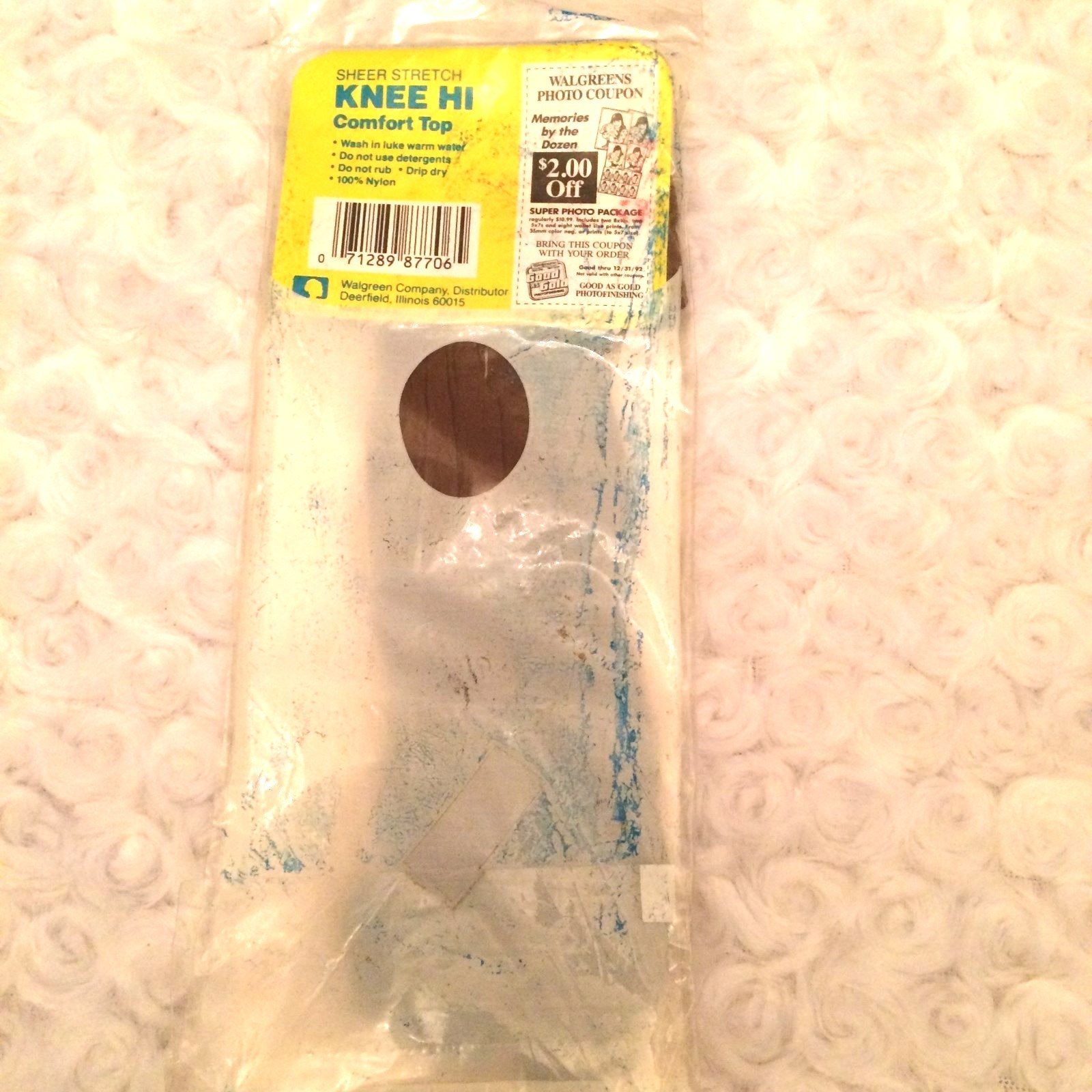 Vintage Walgreens Sheer Stretch Knee Hi Sandalfoot Nylons Queen Size Suntan