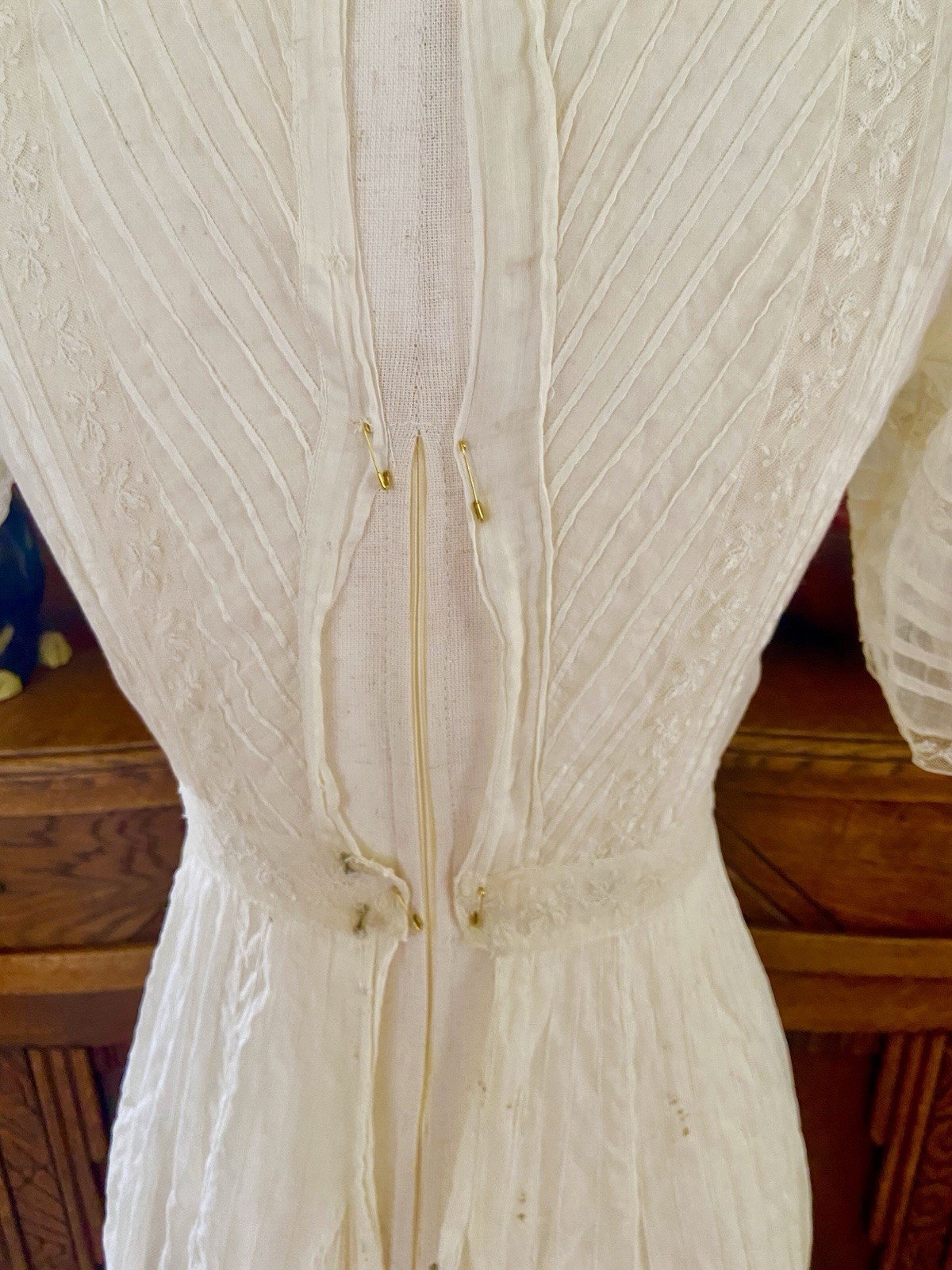 1907 Antique Embroidered Edwardian Era White Muslin Lace Dress “Hazel Slifir” 13