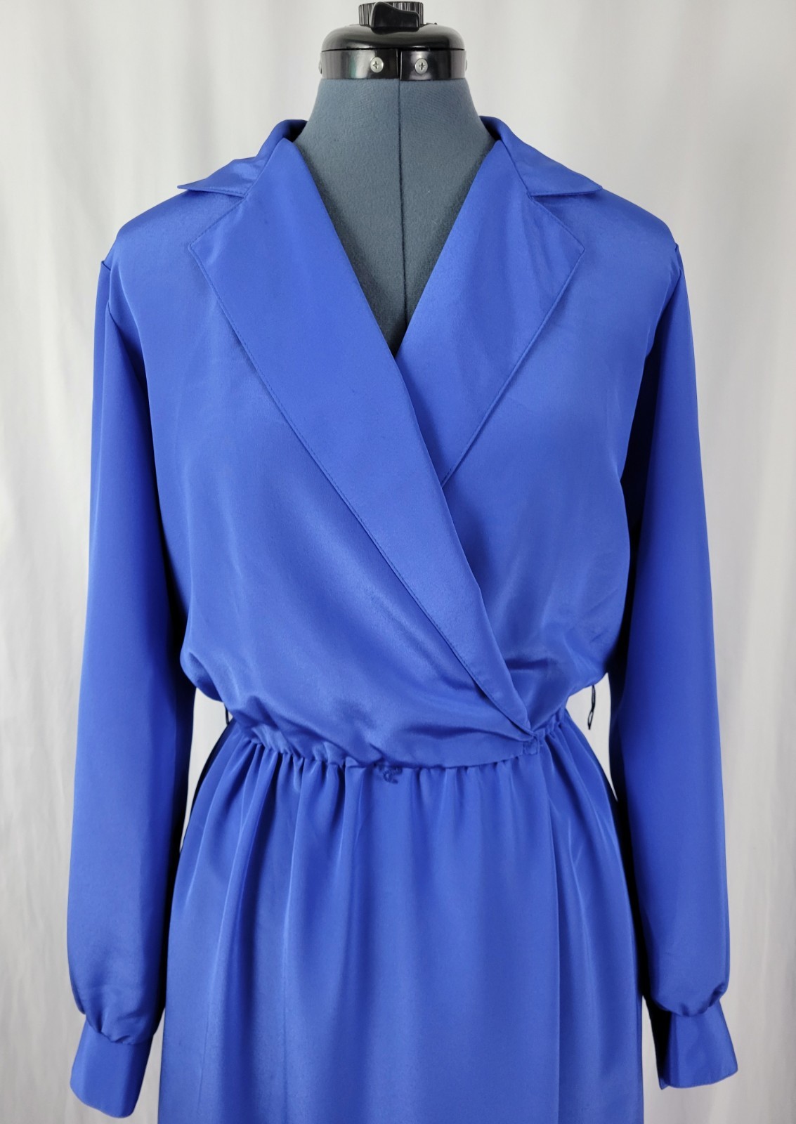 Vintage Caron Blue Wrap Bodice Collared Dress Size Small?